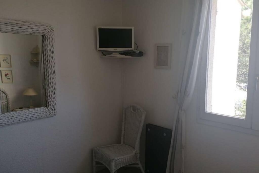 Appartement très agréable Fréjus Esterno foto