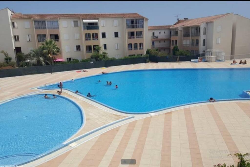 Appartement très agréable Fréjus Esterno foto